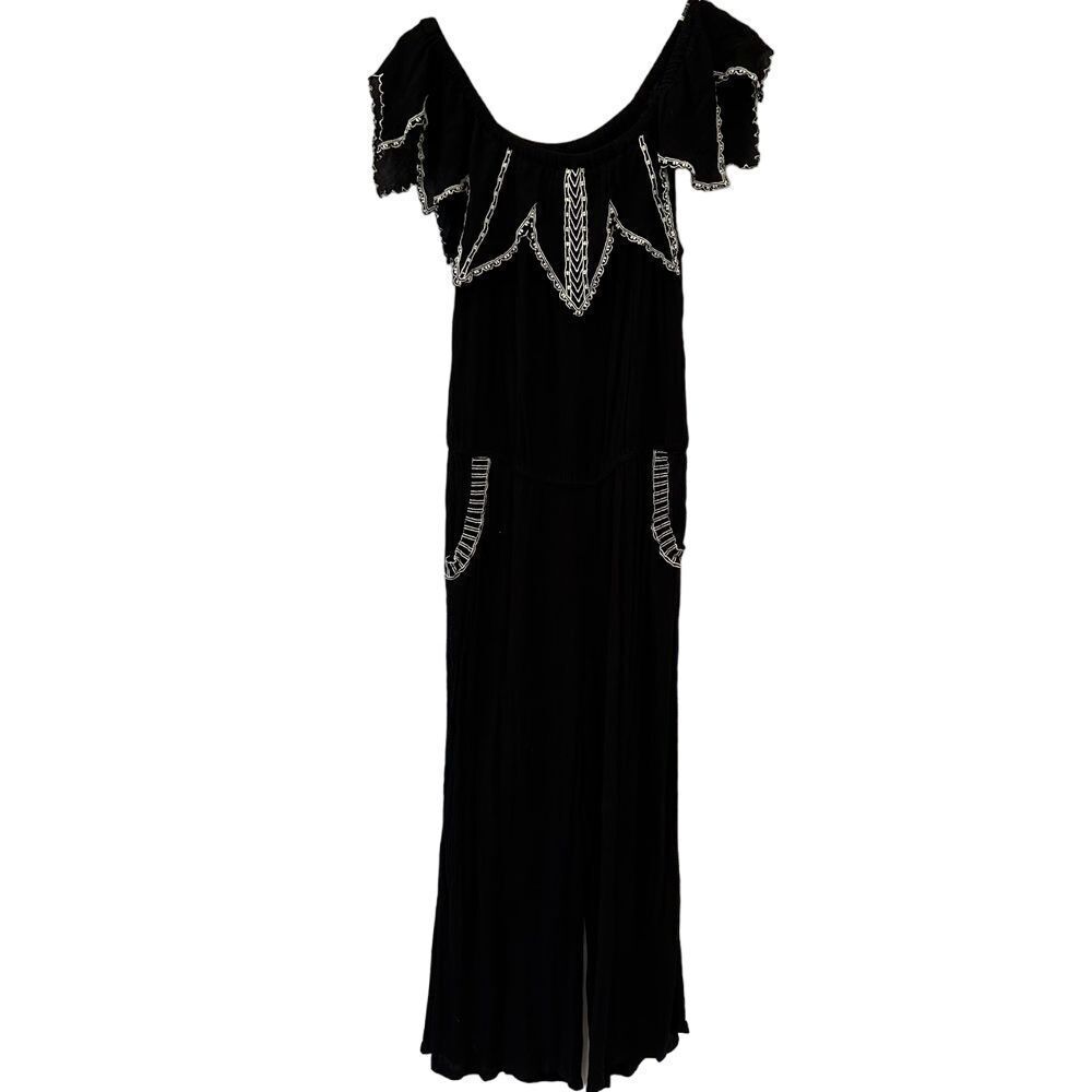 EUC O'Neill Black Embroidered Off the Shoulder Jumpsuit Romper Juniors Size L